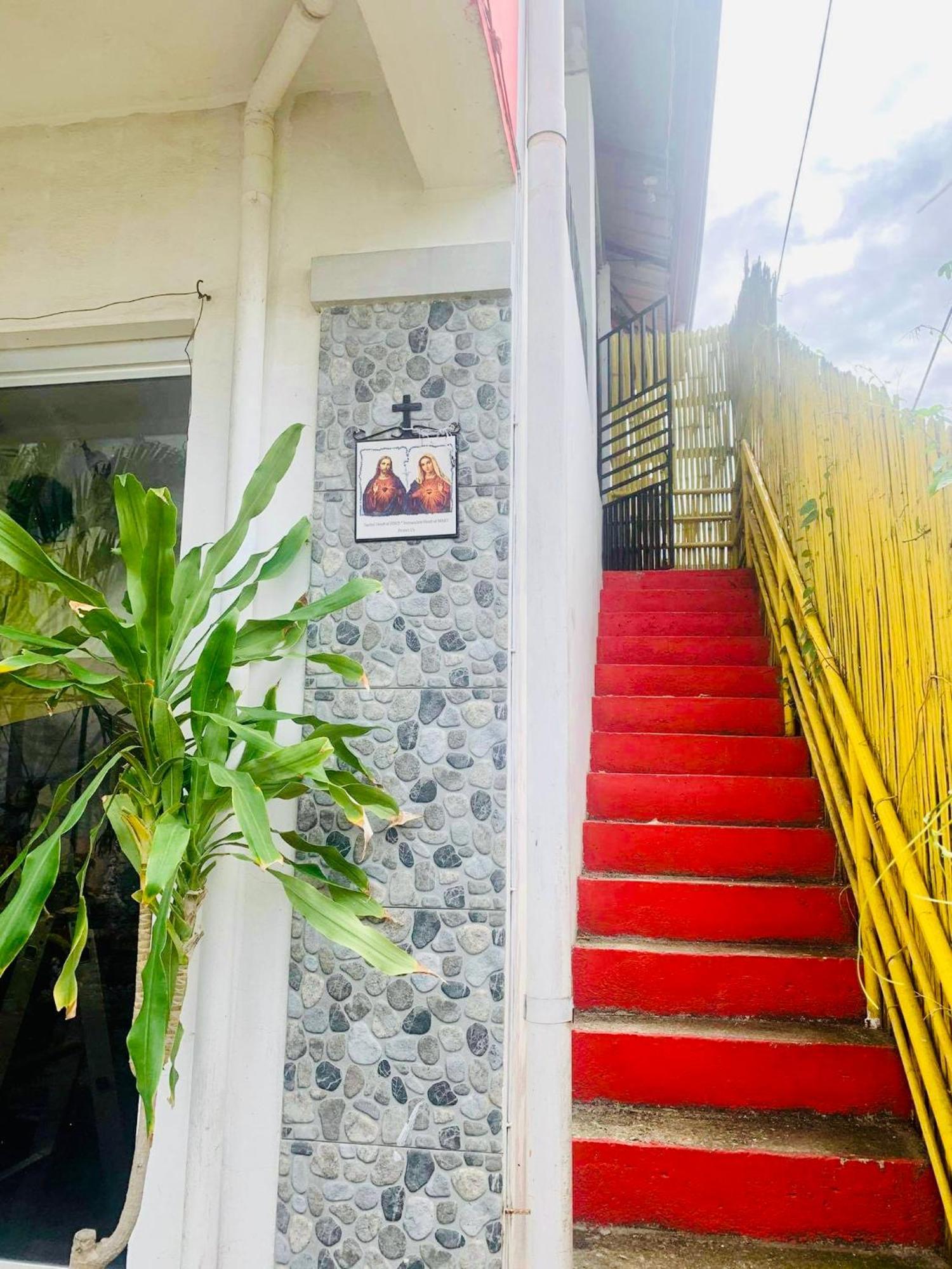 Perlies Inn Tanay Barkada House Екстериор снимка